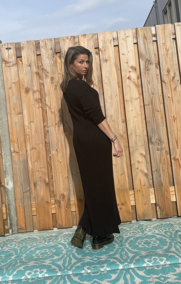 Alexandra Maxi gebreid jurk- Zwarte kleur - one size.