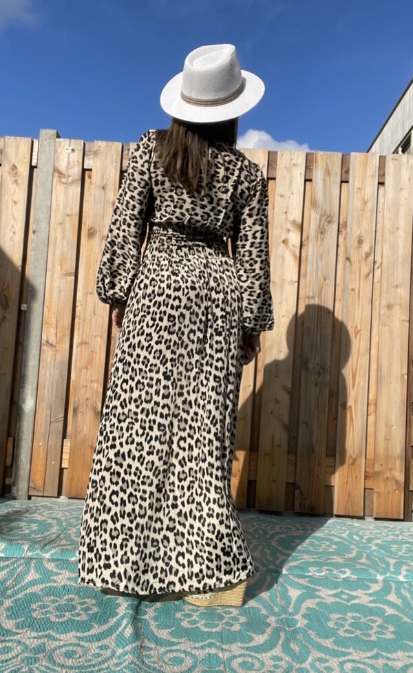 Zoe Maxi panter print jurk.